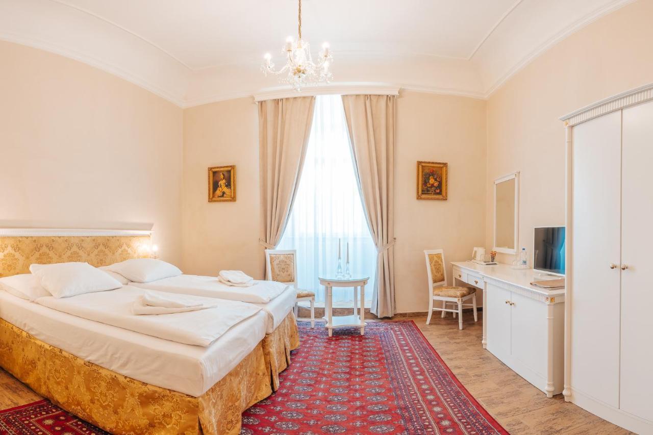 Zamek Hradek U Susice Hrádek Exterior foto