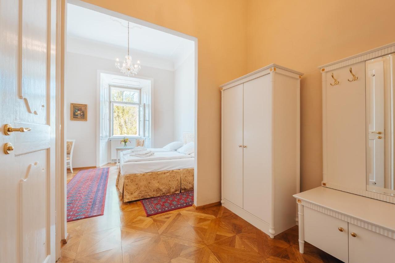 Zamek Hradek U Susice Hrádek Exterior foto