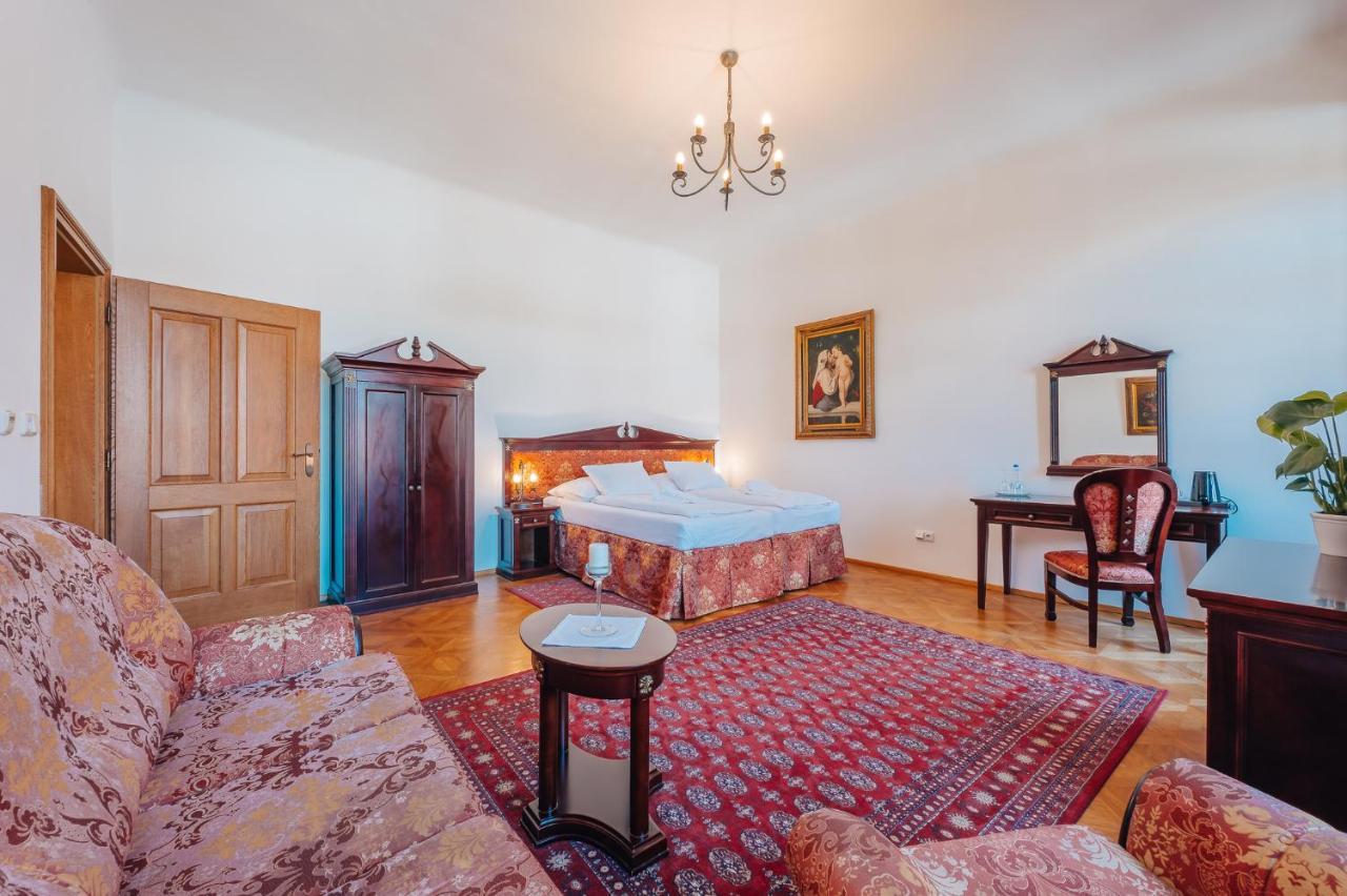 Zamek Hradek U Susice Hrádek Exterior foto